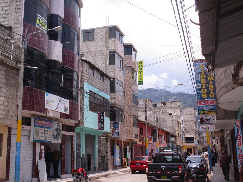 Hostal Arcangel Abancay Exterior photo