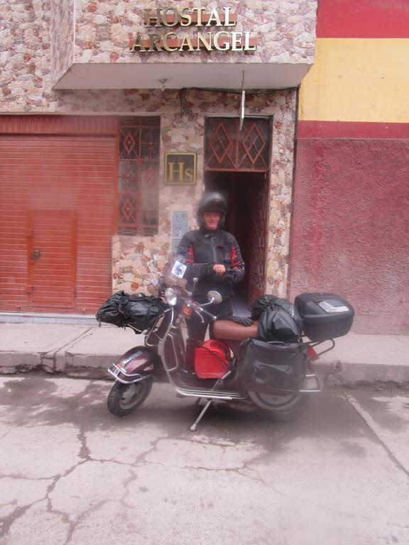 Hostal Arcangel Abancay Exterior photo
